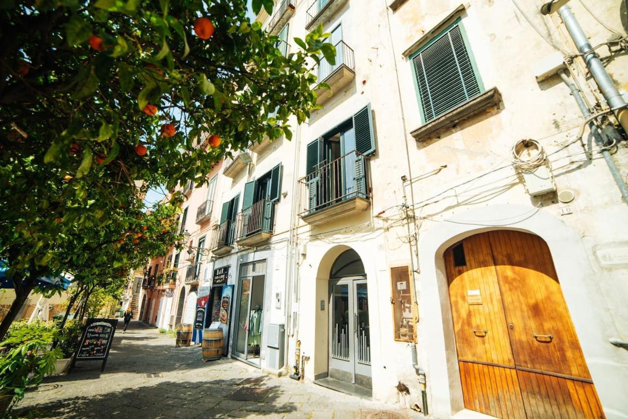 Appartamento Domus Gisulfo Salerno Esterno foto